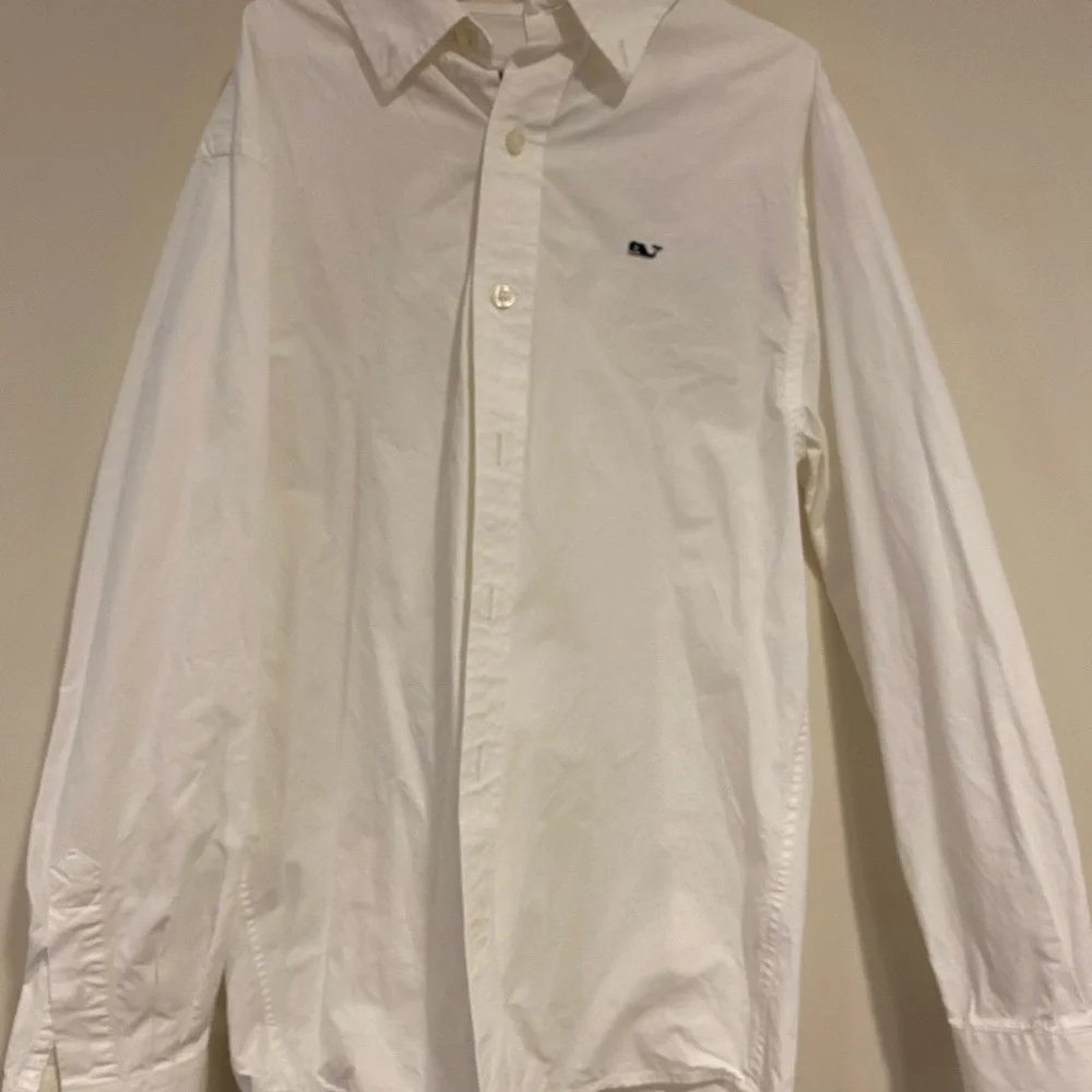 Vineyard Vines White Button Down Shirt - Picture 1 of 4